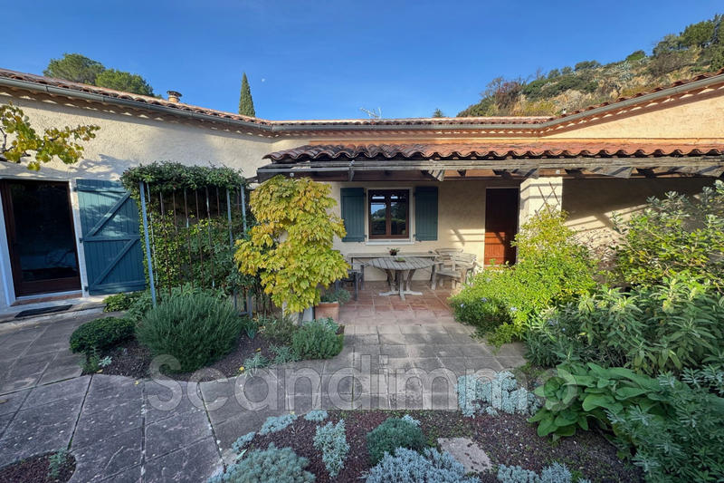 Maison - 158 m² - 5 pièces