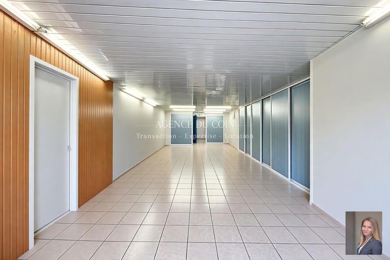 Local commercial - 97 m²