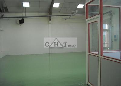 Entrepôt - 150 m²