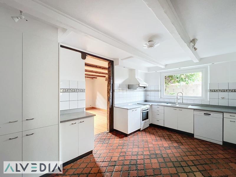 Maison ancienne - 240 m² - 7 pièces