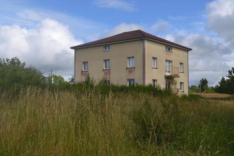 Maison - 250 m² - 10 pièces