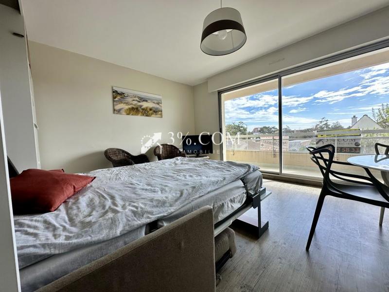 Studio - 30 m² - 1 pièce