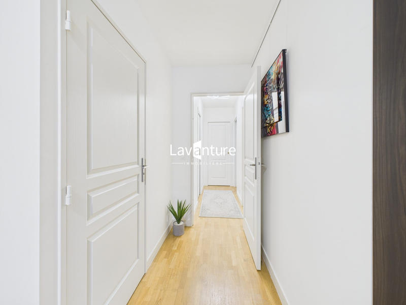 Appartement - 83 m² - 3 pièces