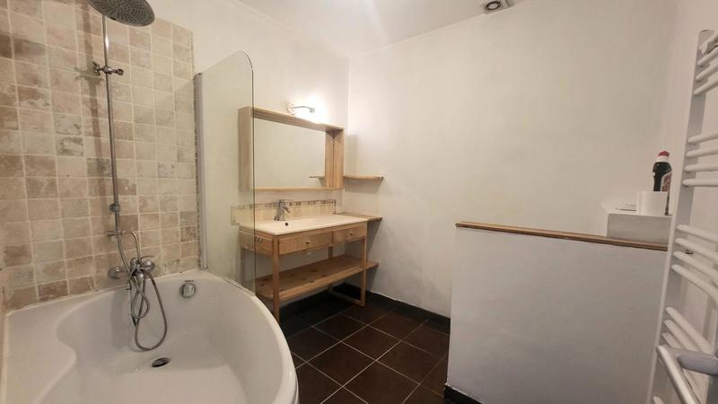 Appartement - 69 m² - 2 pièces
