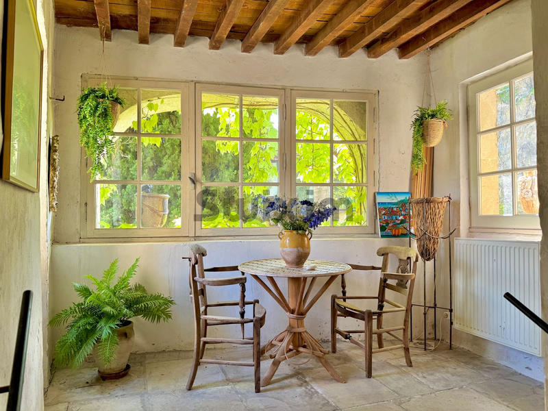 Maison de village - 400 m² - 21 pièces