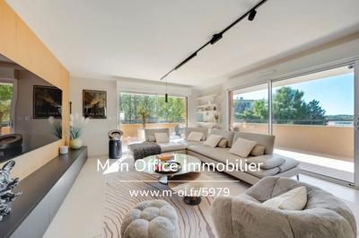 Appartement - 115 m² - 5 pièces