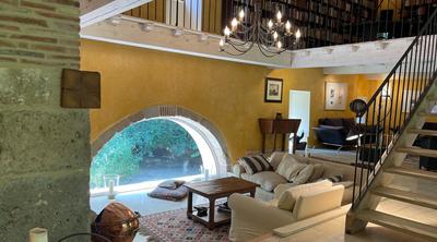 Maison - 260 m² - 7 pièces