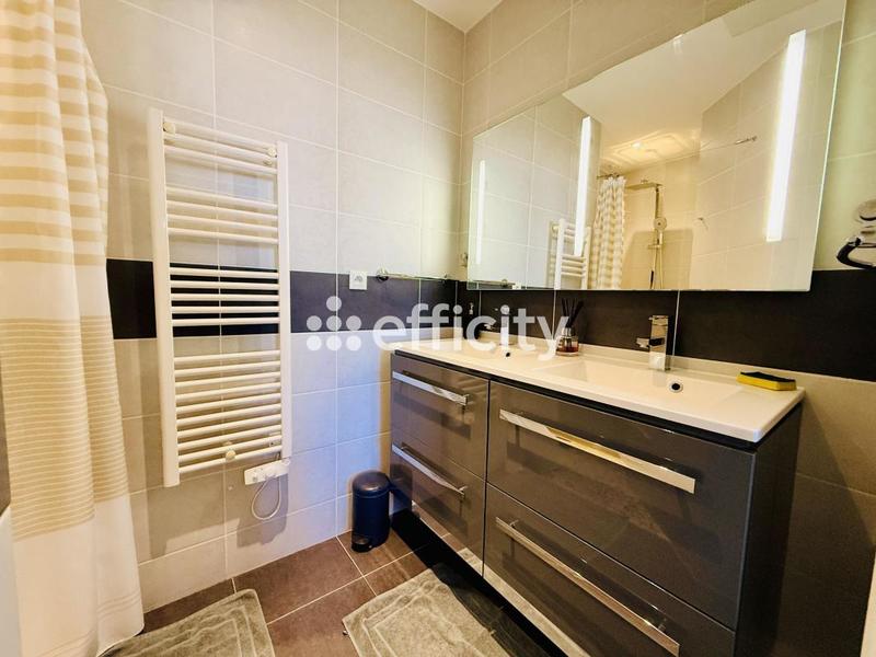 Appartement - 45 m² - 2 pièces