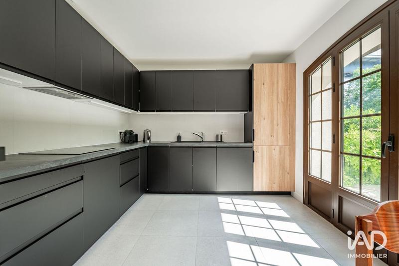 Maison - 185 m² - 6 pièces