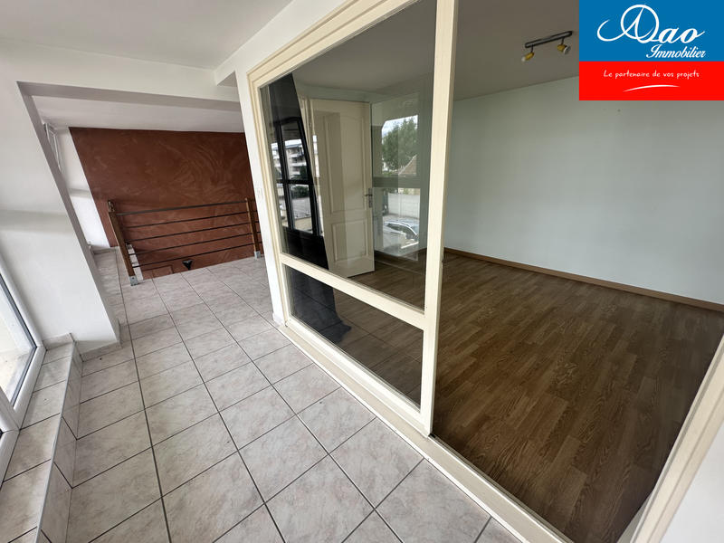 Loft - 176 m² - 5 pièces