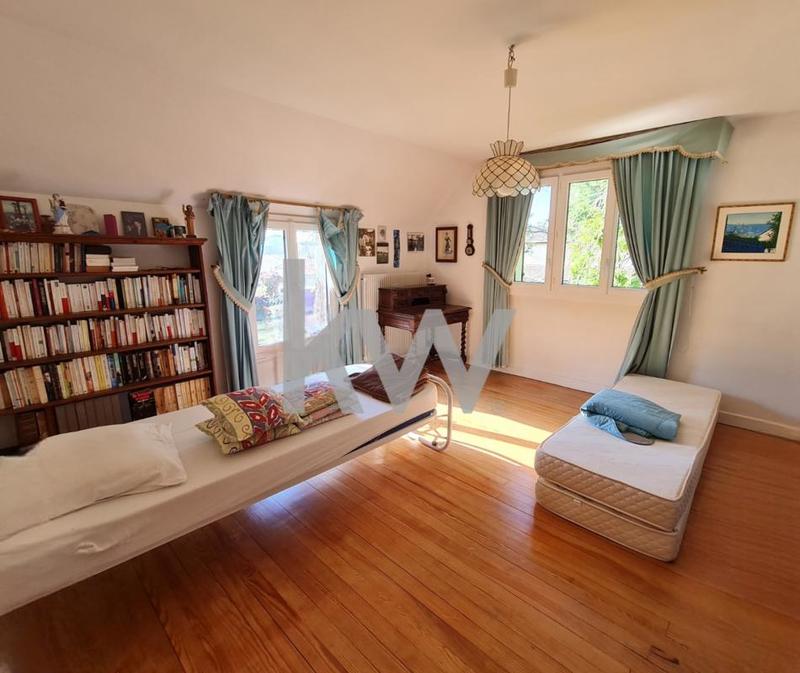 Maison - 134 m² - 5 pièces