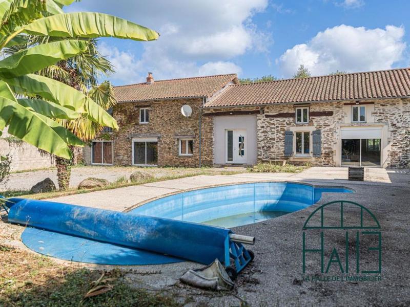 Longère - 220 m² - 5 pièces