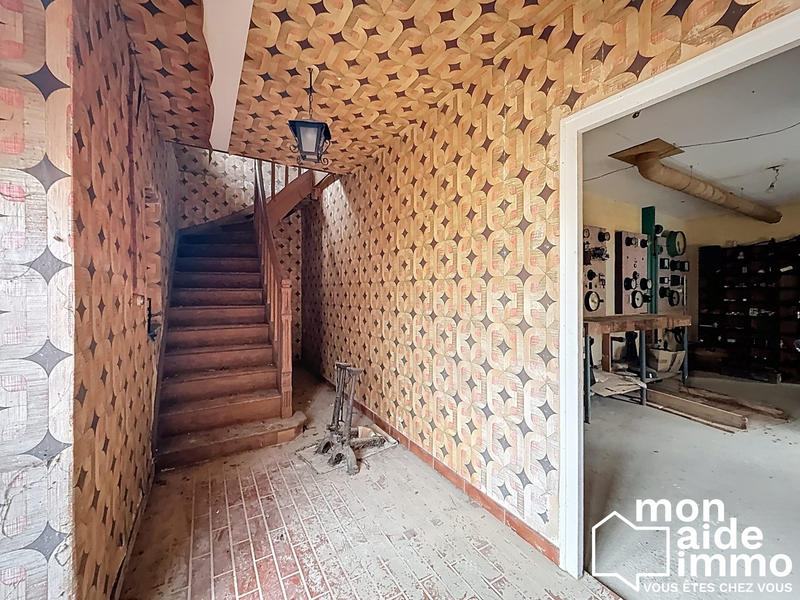 Maison ancienne - 990 m² - 15 pièces