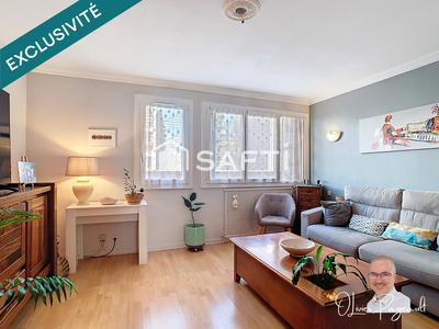 Appartement - 80 m² - 4 pièces