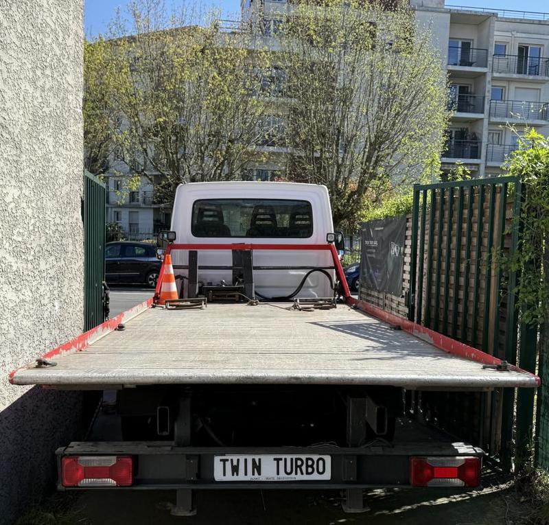 Iveco Daily Depanneuse plateau coulissant