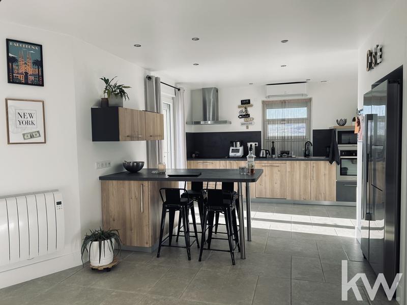 Maison - 136 m² - 5 pièces