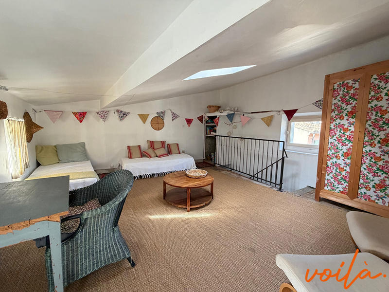 Immeuble - 110 m² - 6 pièces