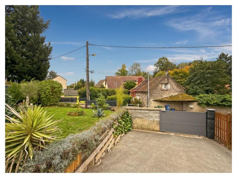 Maison - 110 m² - 4 pièces