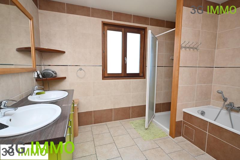 Maison - 150 m² - 5 pièces