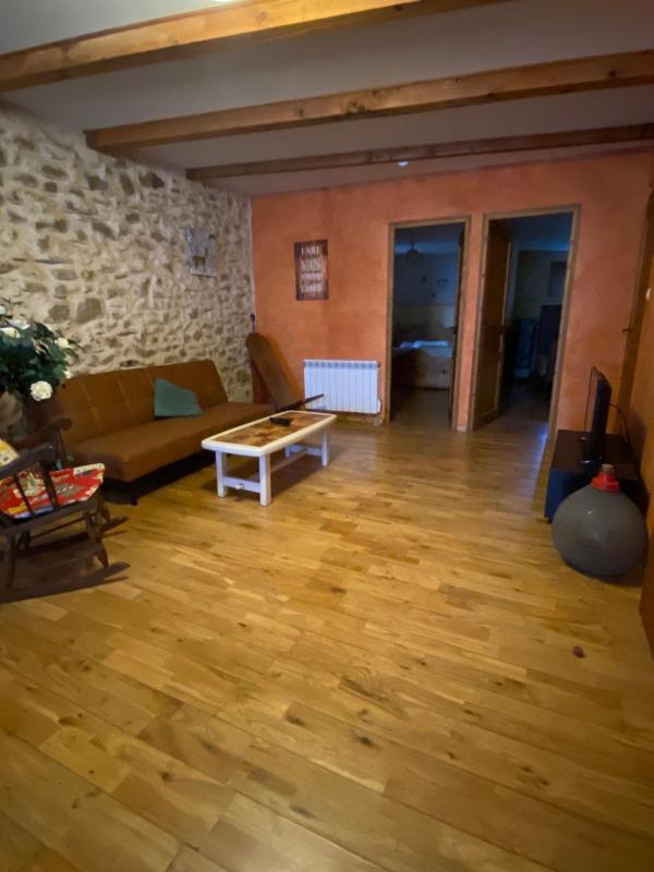 Maison en pierre - 140 m² - 6 pièces