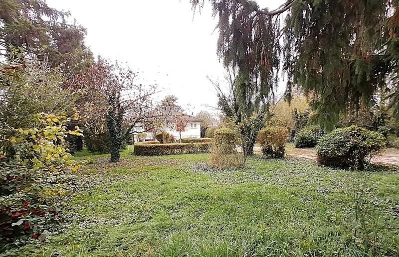 Maison - 102 m² - 4 pièces