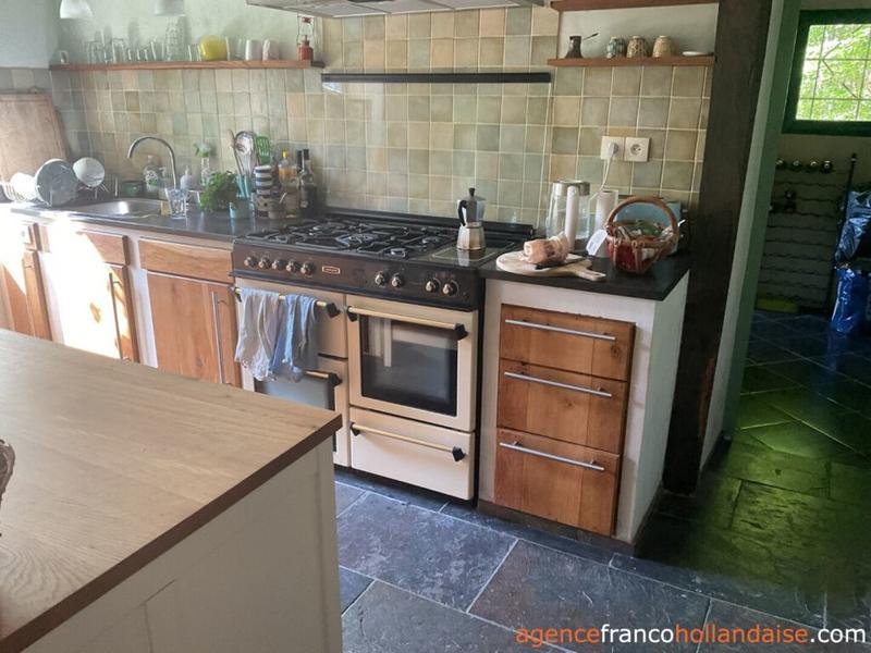 Maison - 137 m² - 5 pièces