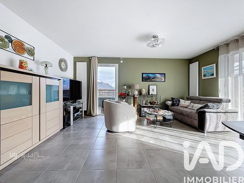 Appartement - 83 m² - 4 pièces