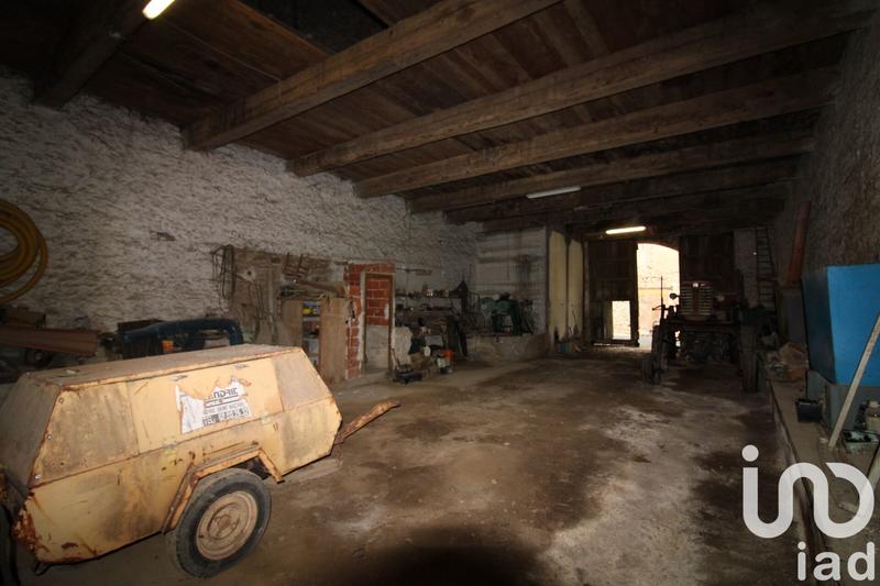 Maison - 400 m² - 1 pièce