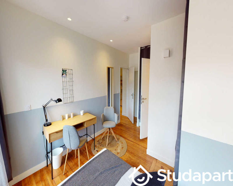 Chambre - 120 m² - 1 pièce