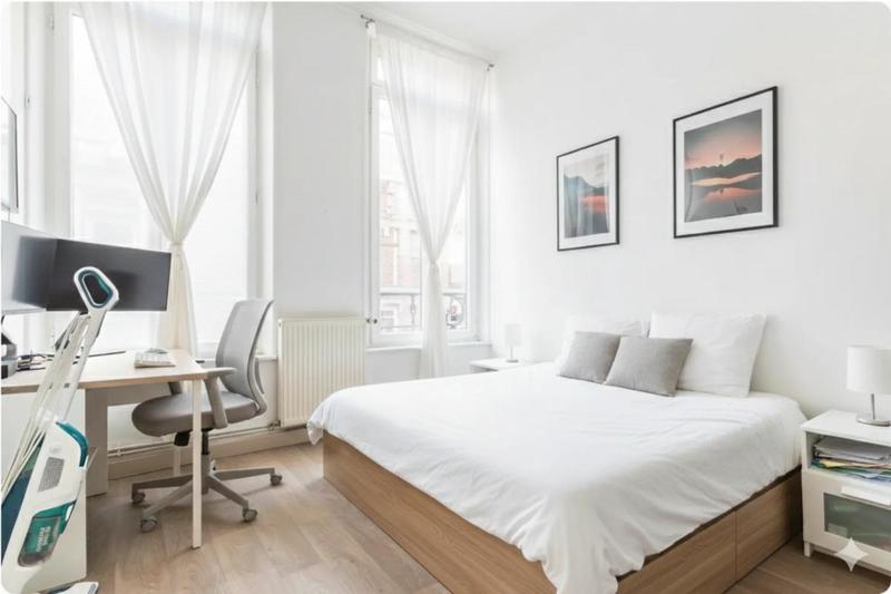 Maison - 227 m² - 9 pièces