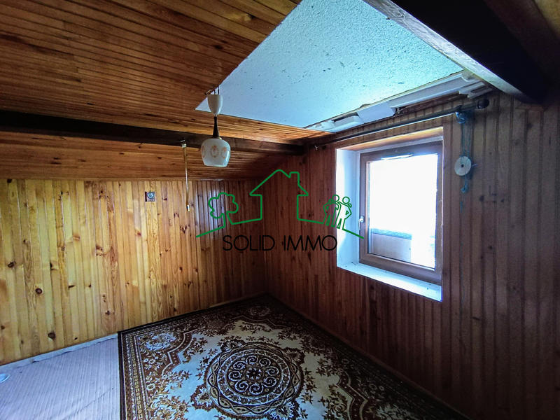 Maison - 667 m² - 4 pièces