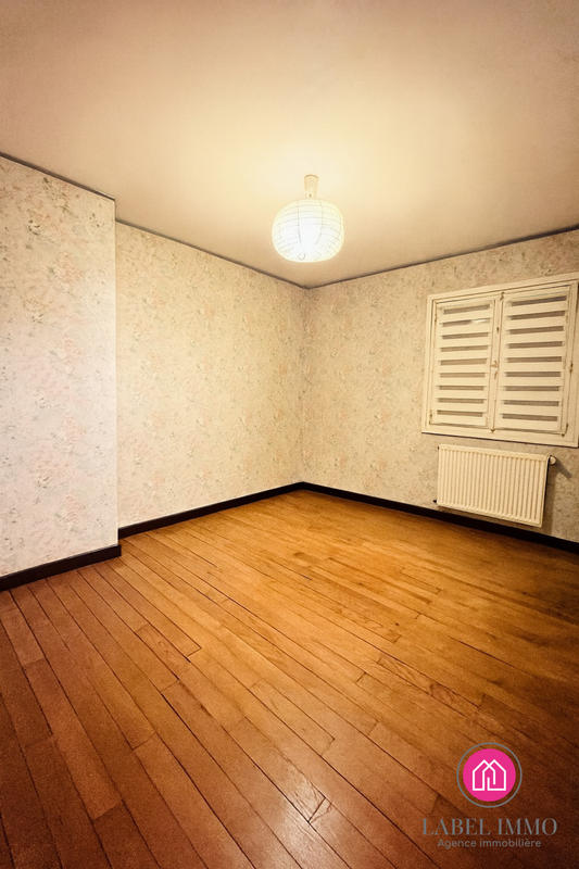 Maison - 97 m² - 6 pièces