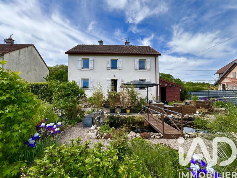 Maison - 152 m² - 6 pièces