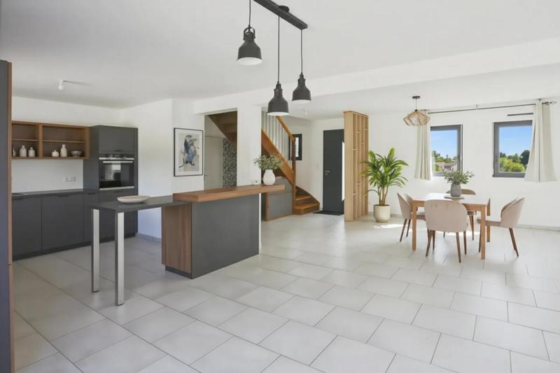 Maison - 113 m² - 4 pièces