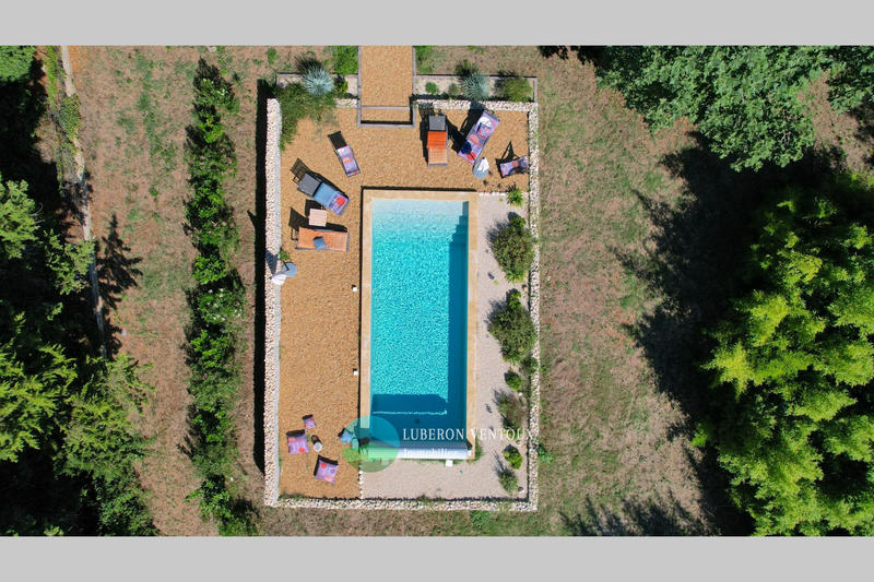 Maison - 195 m² - 7 pièces