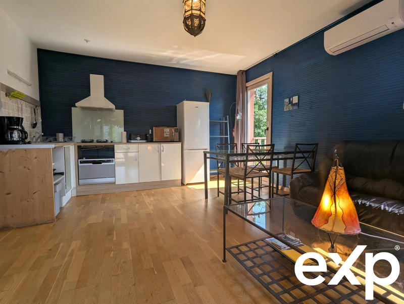 Villa - 167 m² - 9 pièces