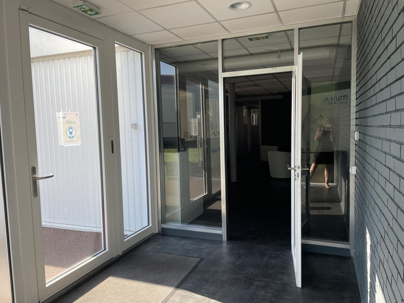 Local commercial - 300 m²