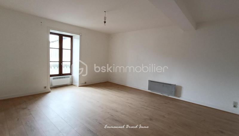 Immeuble - 213 m² - 9 pièces