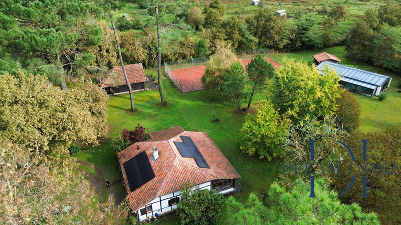 Maison ancienne - 160 m² - 9 pièces