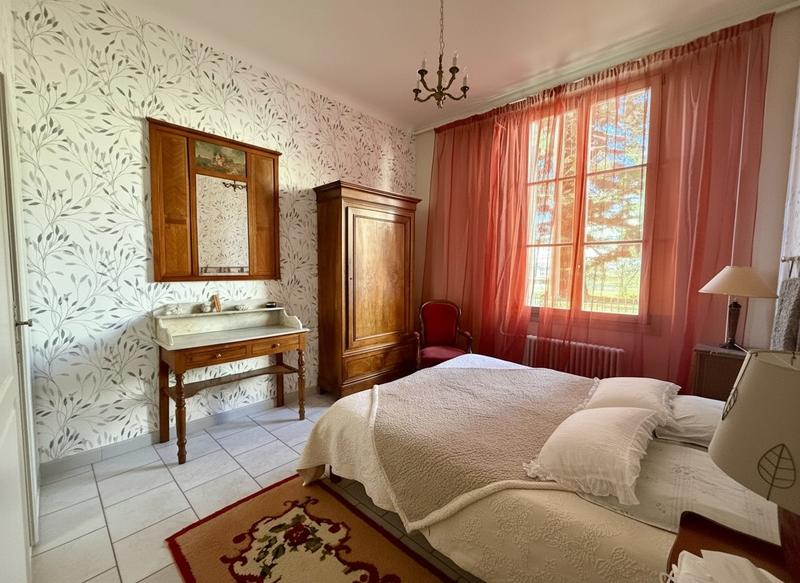 Appartement - 140 m² - 5 pièces