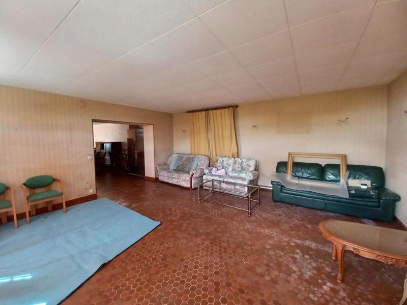 Maison - 550 m² - 20 pièces