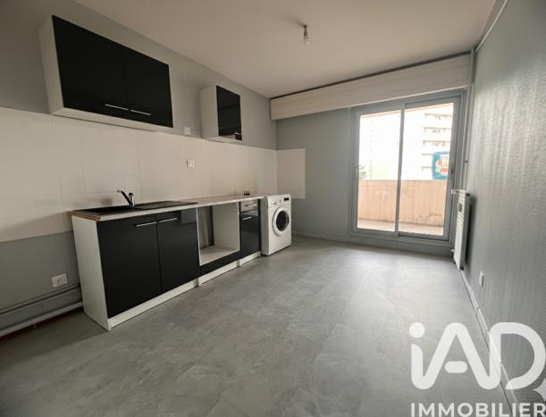 Appartement - 86 m² - 4 pièces