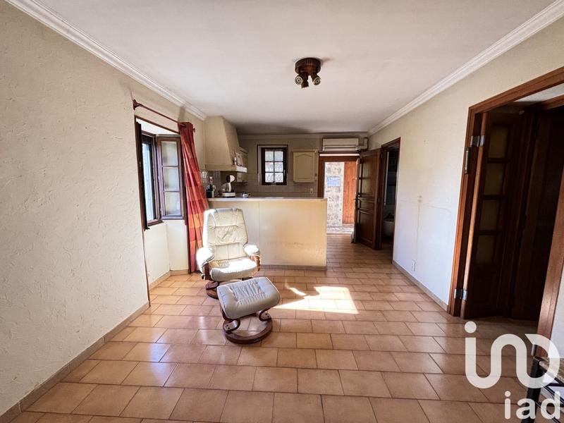 Maison - 220 m² - 10 pièces