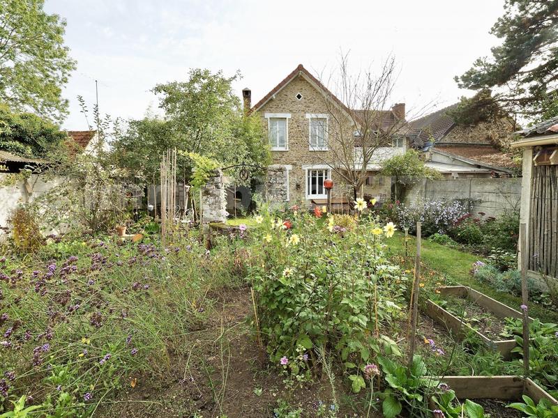 Maison en pierre - 134 m² - 6 pièces