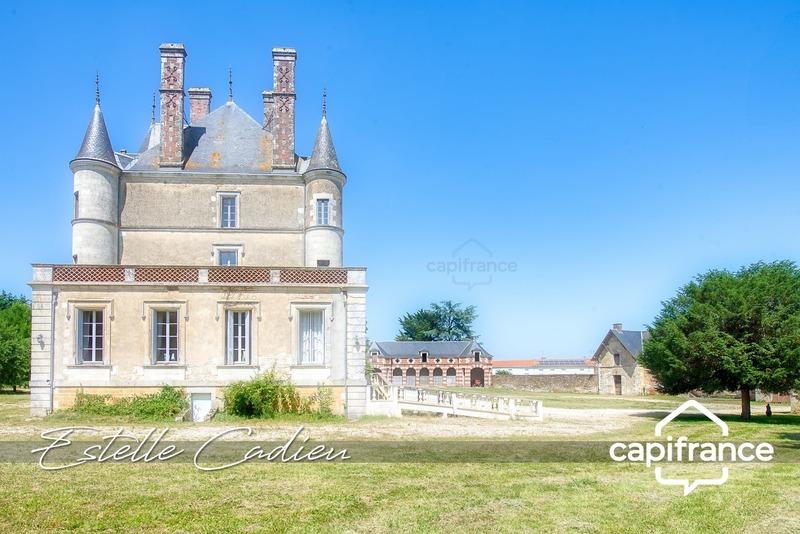 Château - 843 m² - 16 pièces