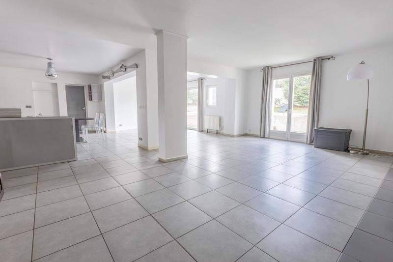 Maison ancienne - 195 m² - 5 pièces