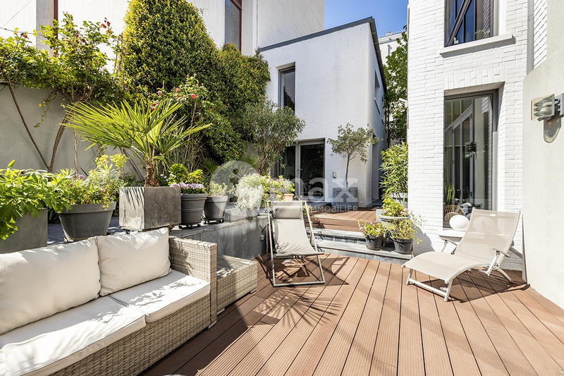 Maison - 200 m² - 10 pièces