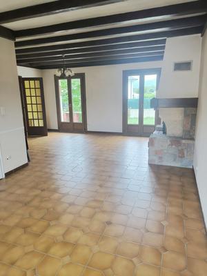 Maison - 83 m² - 3 pièces