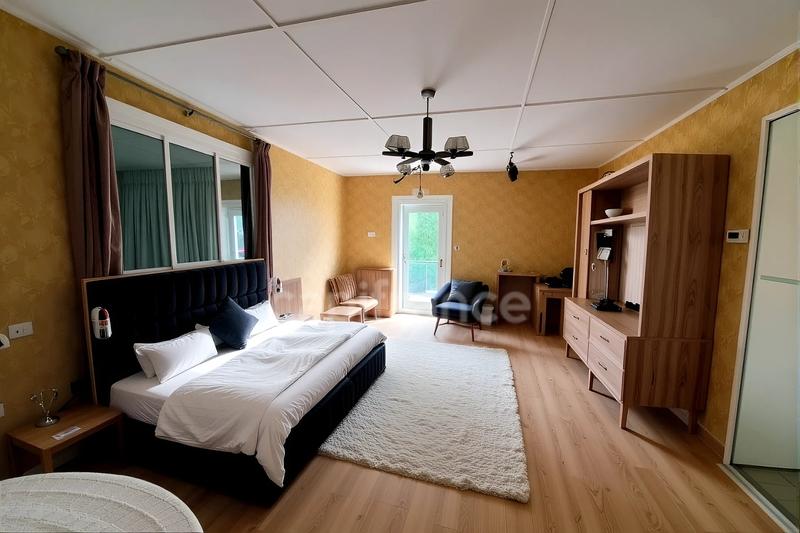 Grange - 75 m² - 3 pièces