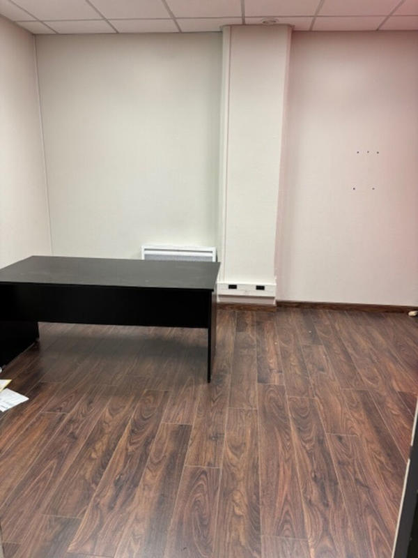 Local d'activité / Entrepôt - 1 090 m²